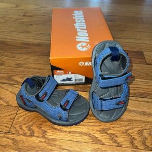 Northside sz 6 youth kids Blue Sandals Straps Hook and Loop Boys Girls Summer